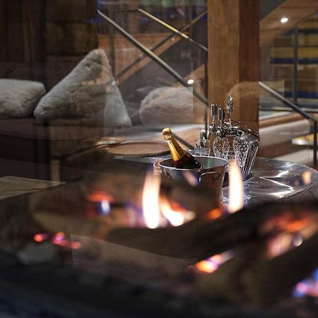 Hotel-Chalet Les Ecureuils Restaurant, Piscine, Garage Ле-Гран-Борнан Екстер'єр фото